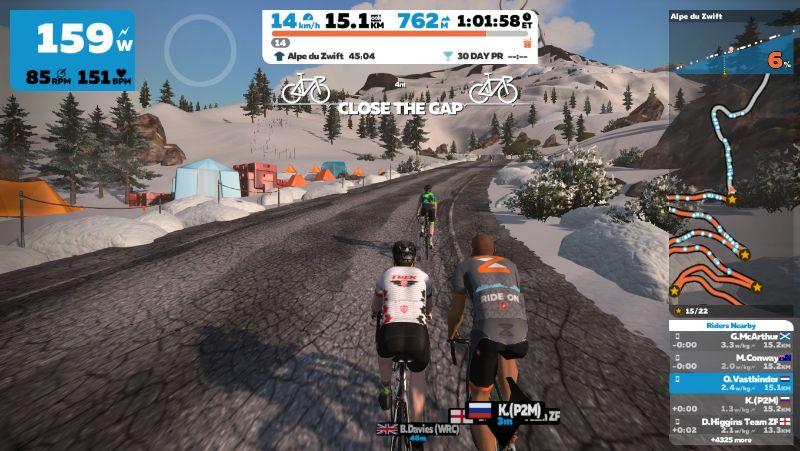 Virage 7? Et oui, des tentes oranges ! Même dans un monde virtuel, les Hollandais arrivent à réclamer le virage 7...