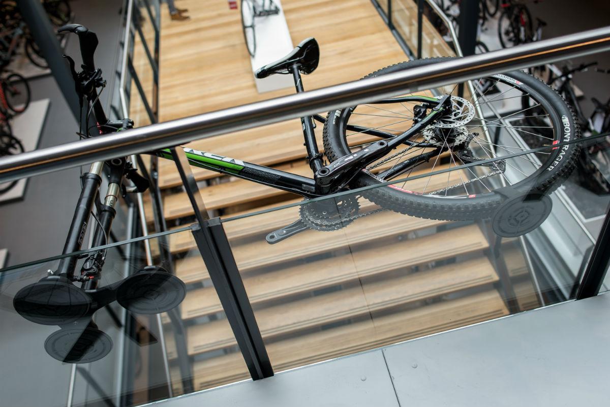 Dat je fiets met een SeaSucker fietsdrager echt veilig blijft zitten zie je hier wel in onze Superstore.
