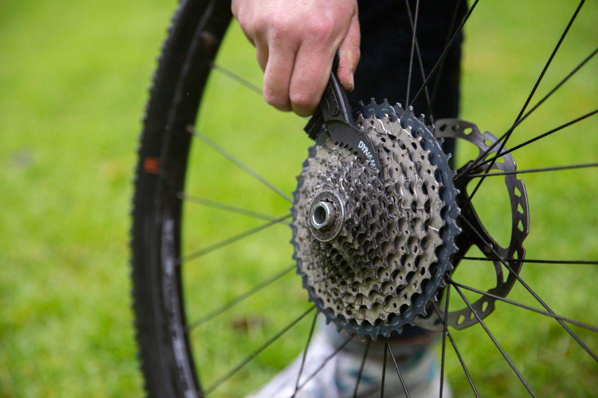 Comment nettoyer sa chaîne de vélo - trucavelo