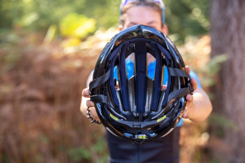 ventilatiegaten fietshelm